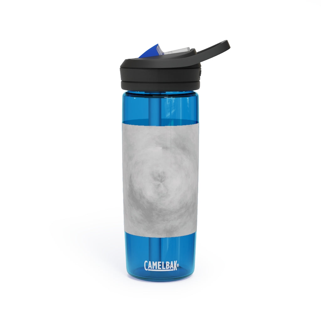Illusion CamelBak Eddy® Water Bottle in 20oz and 25oz sizes, showcasing its durable Tritan™ material and spill-proof design.
